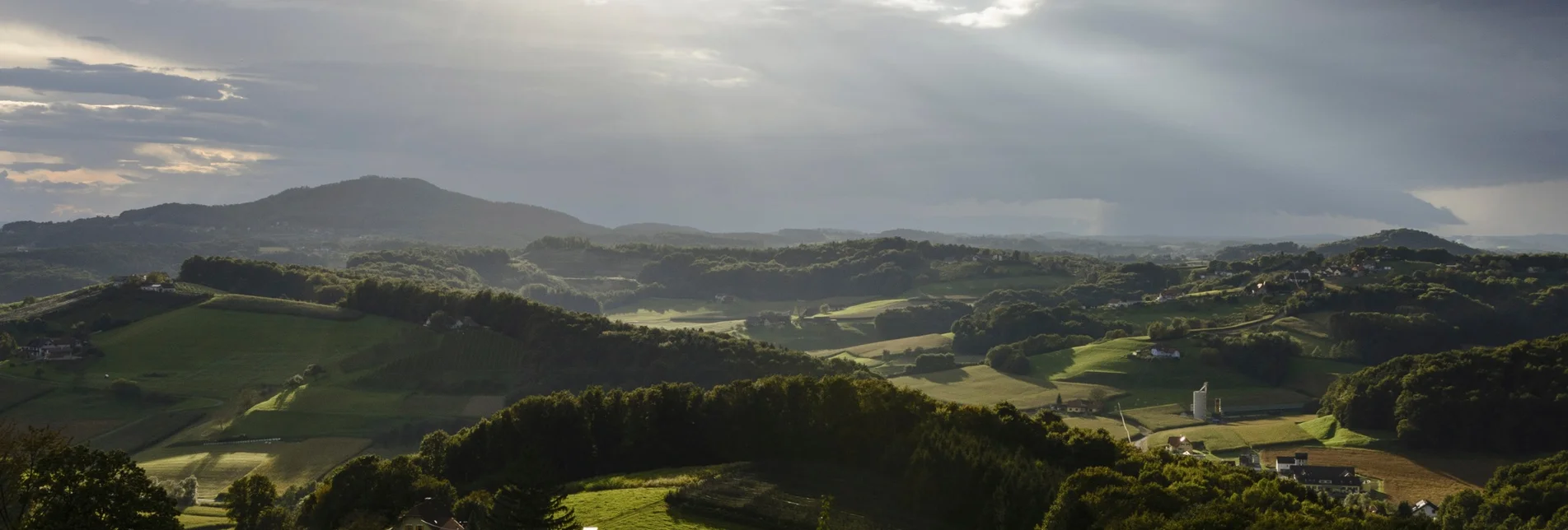 Long-Distance Hiking East-Austrian Border Trail 07 through Styria - Touren-Impression #1 | © Steiermark Tourismus/bigshot.at