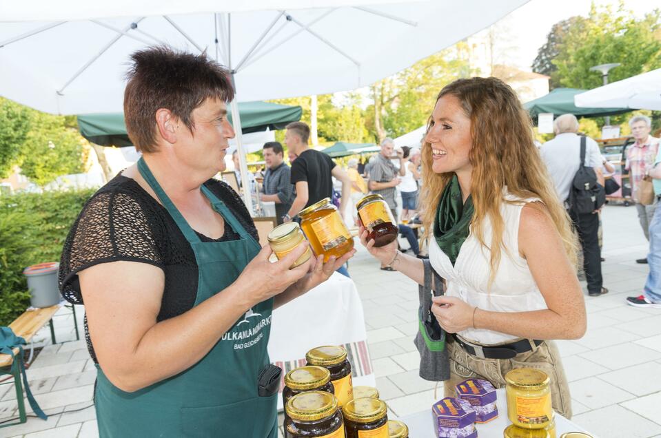 Einkaufen am Vulkanlandmarkt Bad Gleichenberg | © Vulkanlandmarkt