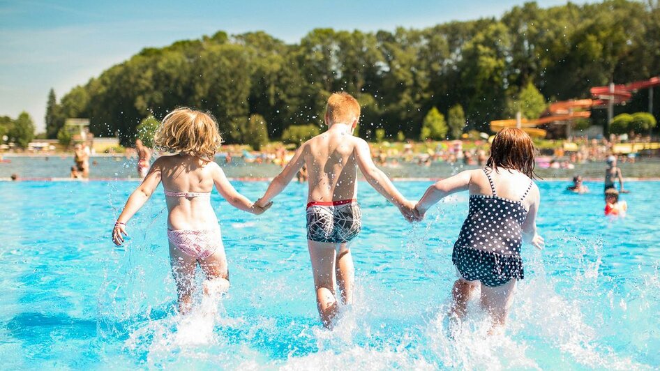 Freibad Fürstenfeld Fun | © Tourismusverband Thermen- & Vulkanland