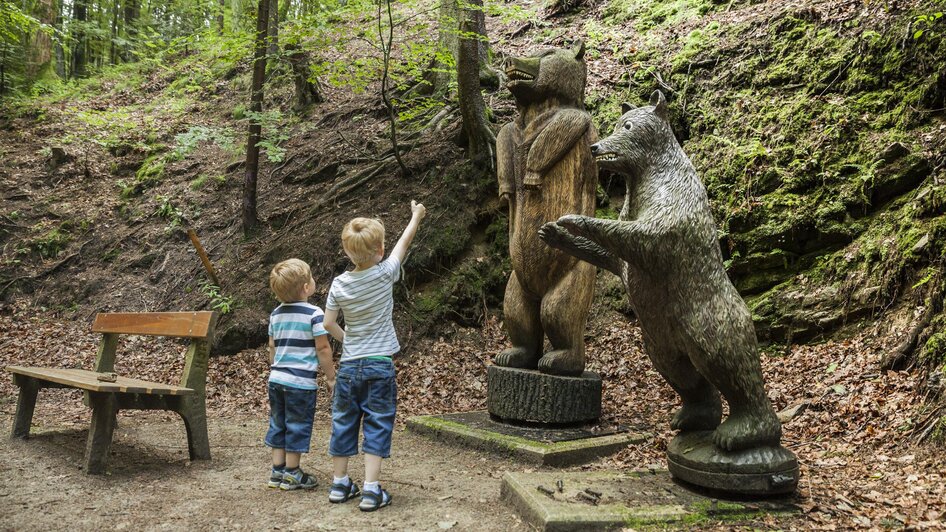 Bärenfiguren im Bärengraben in Friedberg | © Stadtgemeinde Friedberg