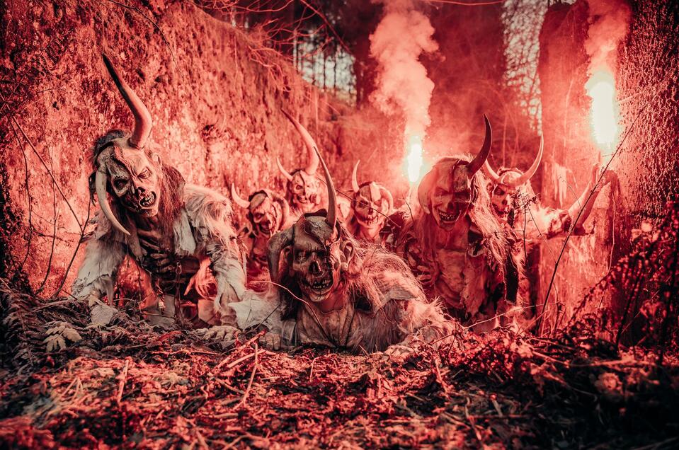 Krampuskränzchen der "Stoana Pass" - Impression #1